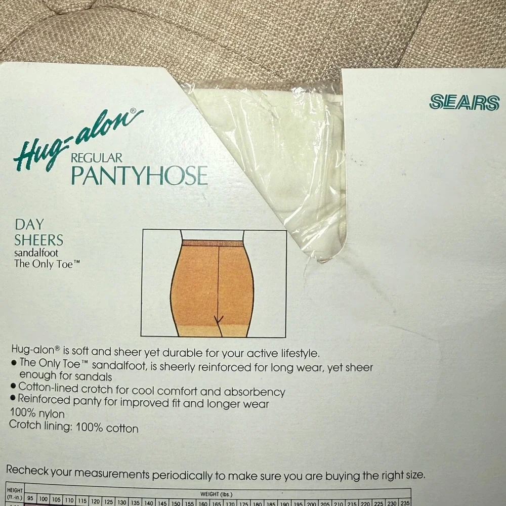 Vintage Sears Hug-alon Pantyhose Full Figure Short Day‎ Sheers White